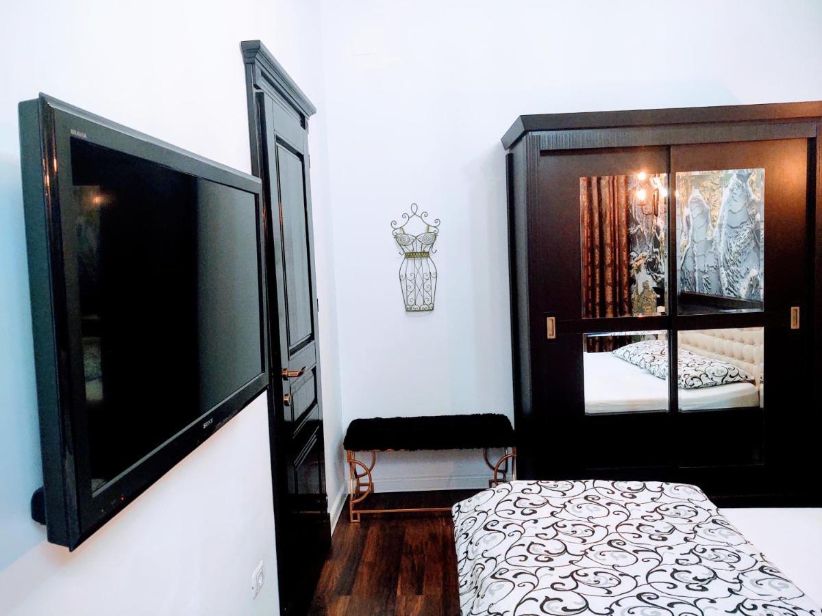 Cezari Aparthotel Брашов Экстерьер фото