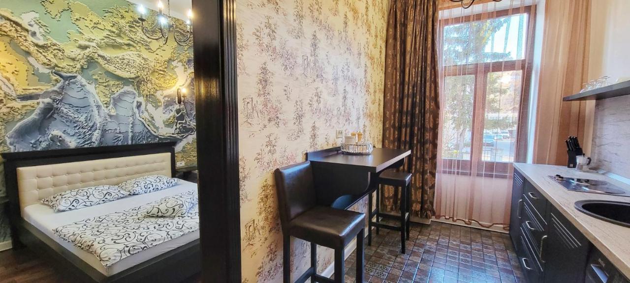 Cezari Aparthotel Брашов Экстерьер фото