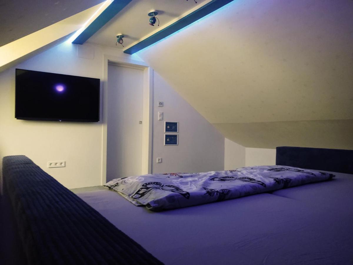 Cezari Aparthotel Брашов Экстерьер фото