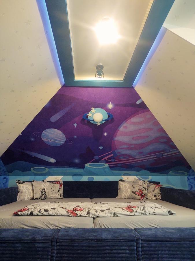 Cezari Aparthotel Брашов Экстерьер фото